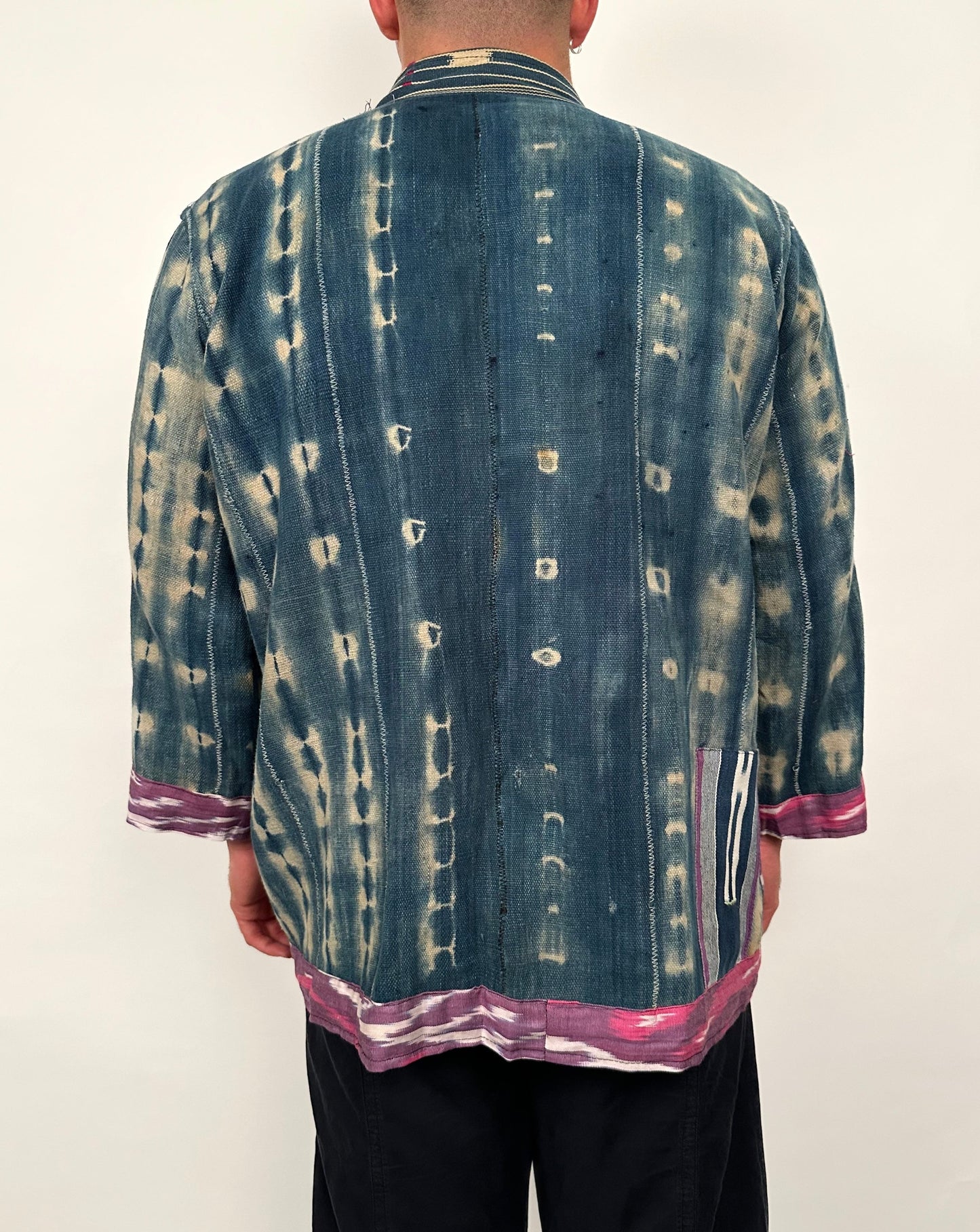 Made in Canada, the Weekender Jacket from 18 Waits — a Sustainable Men's clothing brand offering Vintage Inspired menswear and Rock and Roll Fashion. A refined Imogene and Willie alternative for those who value quality and character.