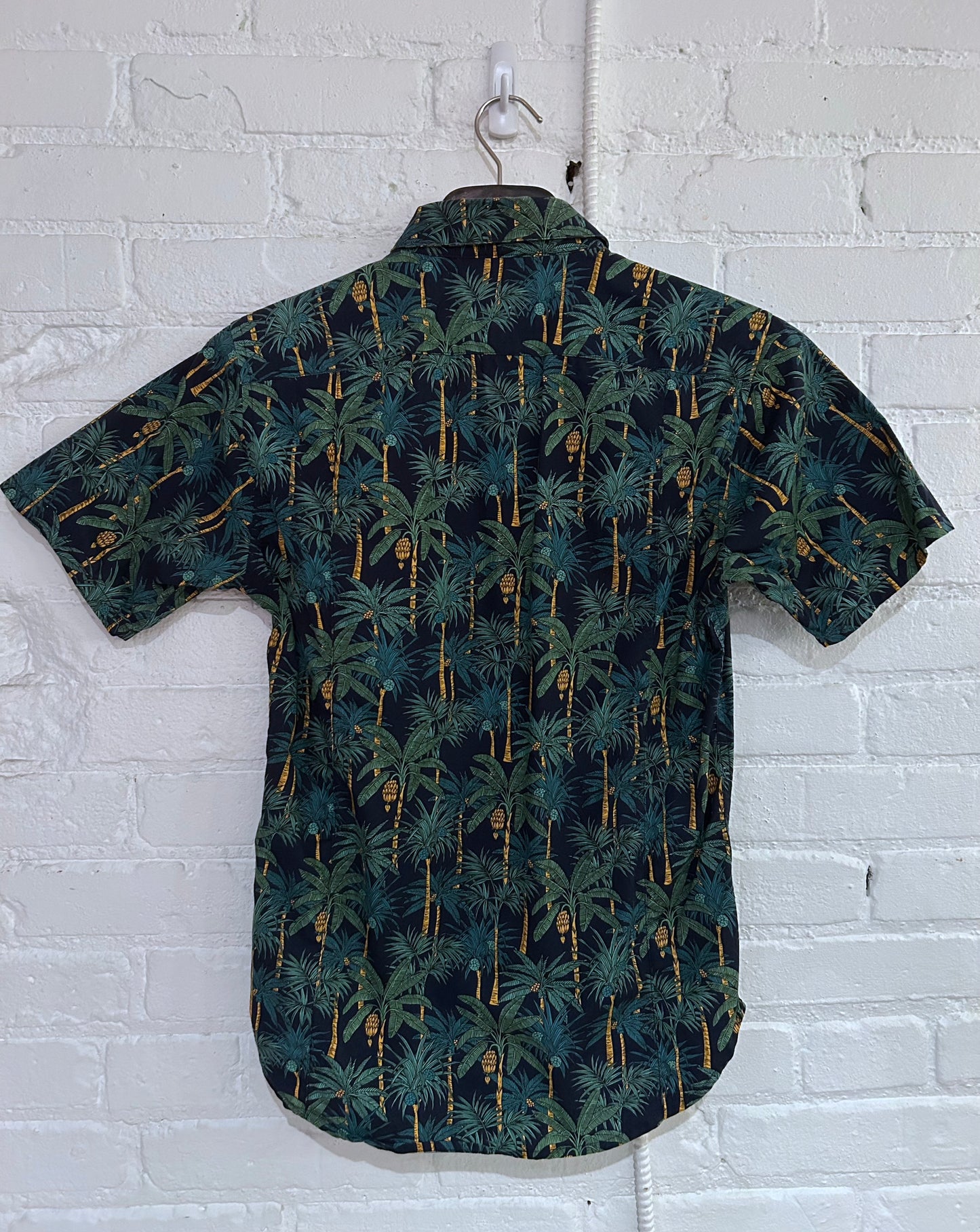 Made in Canada, Vintage Dylan from 18 Waits — a Sustainable Men's clothing brand offering Vintage Inspired menswear and Rock and Roll Fashion. A refined Imogene and Willie alternative for those who value quality and character.