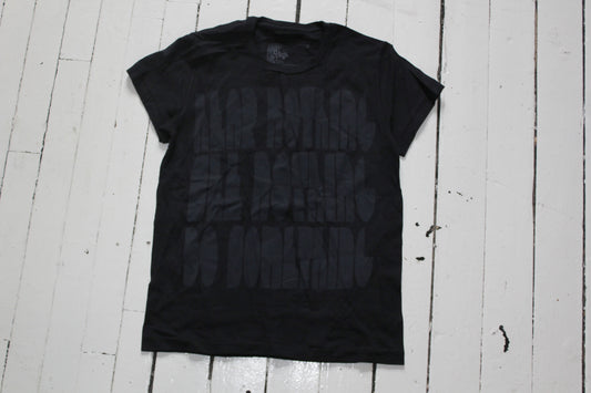 Made in Canada, the Women's Graphic T-Shirt from 18 Waits — a Sustainable clothing brand offering Vintage Inspired menswear and Rock and Roll Fashion. A refined Imogene and Willie alternative for those who value quality and character.