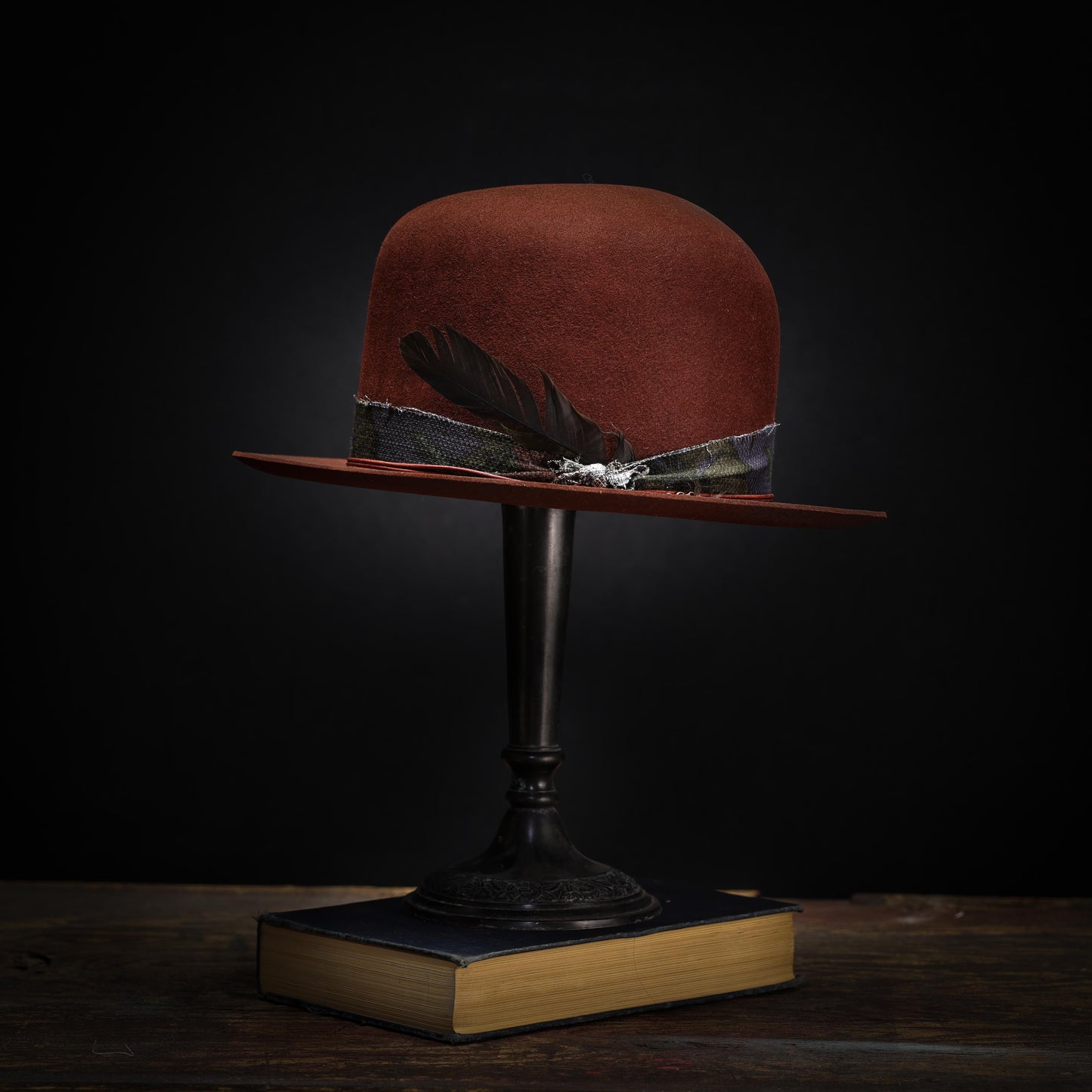 Made in Canada, Hare Felt Hat from 18 Waits — a Sustainable Men's clothing brand offering Vintage Inspired menswear and Rock and Roll Fashion. A refined Imogene and Willie alternative for those who value quality and character.