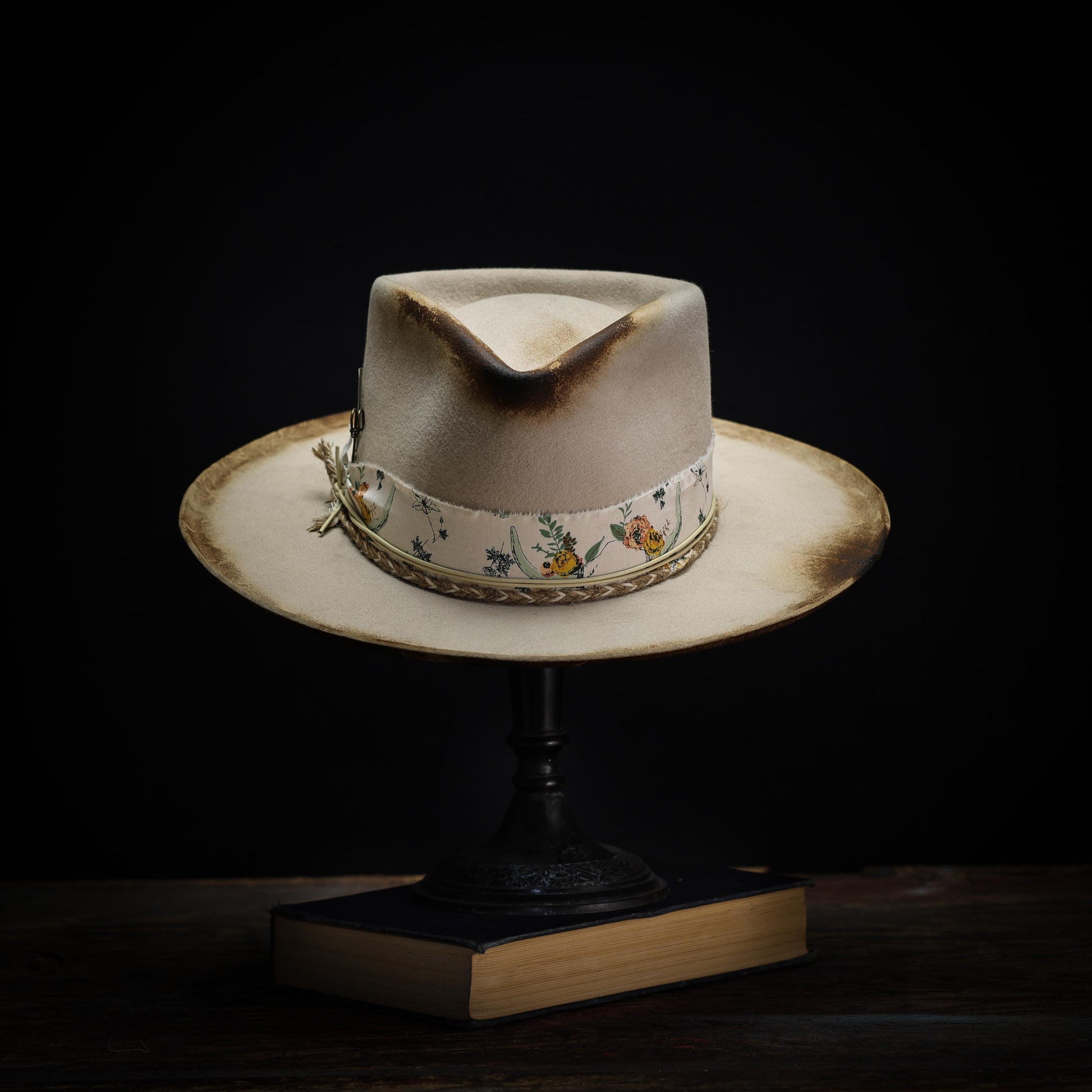 Made in Canada, Hare Felt Hat from 18 Waits — a Sustainable Men's clothing brand offering Vintage Inspired menswear and Rock and Roll Fashion. A refined Imogene and Willie alternative for those who value quality and character.