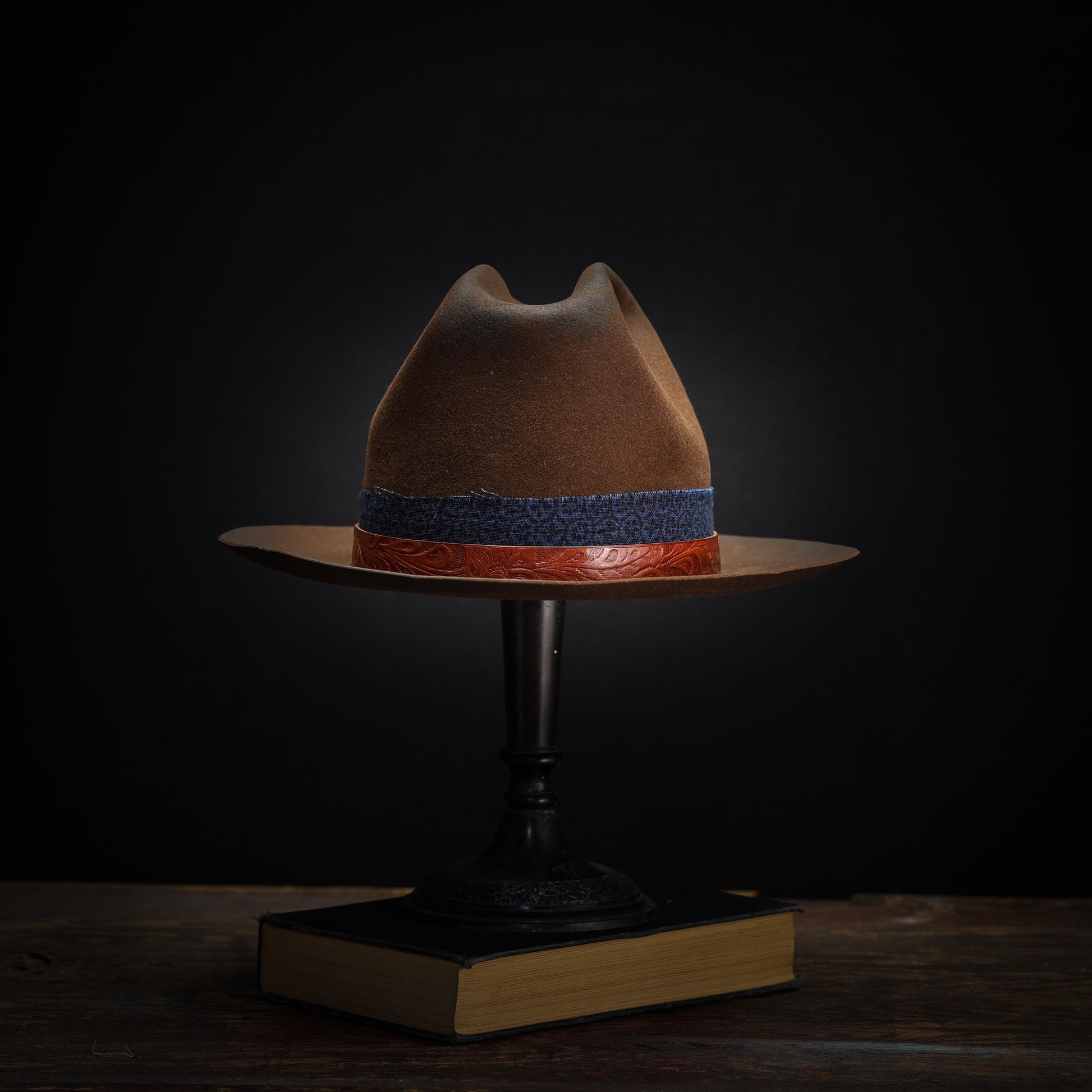 Made in Canada, Hare Felt Hat from 18 Waits — a Sustainable Men's clothing brand offering Vintage Inspired menswear and Rock and Roll Fashion. A refined Imogene and Willie alternative for those who value quality and character.