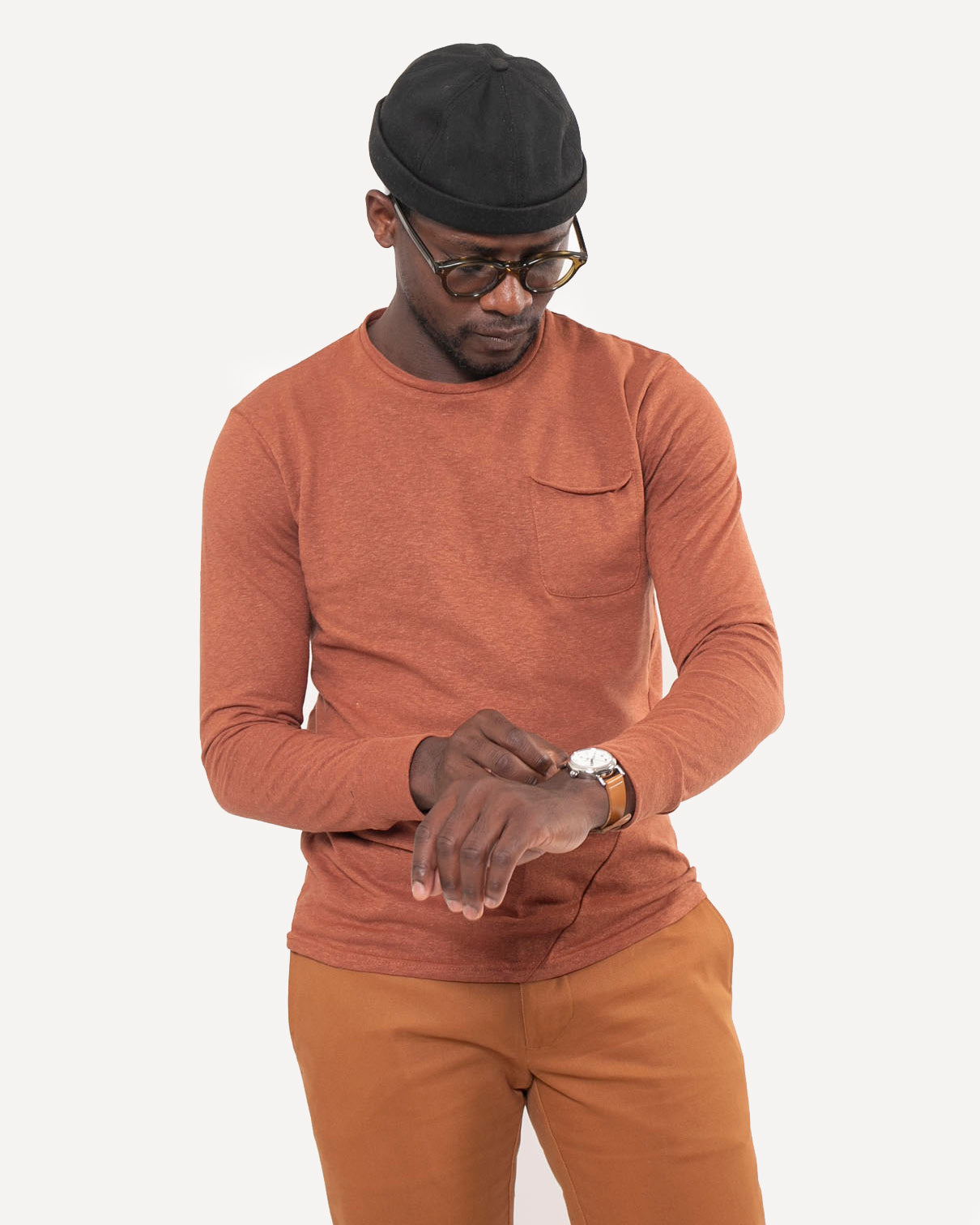 Made in Canada Long Sleeve Pocket Tee from 18 Waits — a Sustainable Men's clothing brand offering Vintage Inspired menswear and Rock and Roll Fashion.