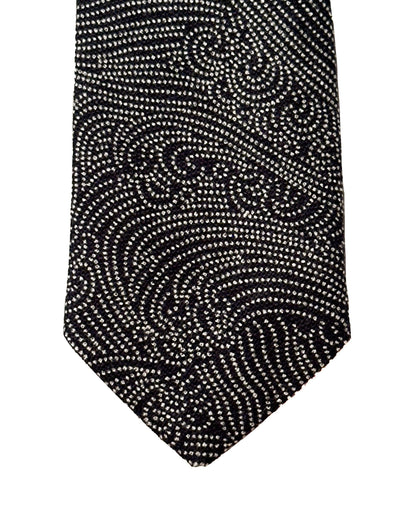 Made in Canada, Tie by 18 Waits— a Sustainable Men's clothing brand offering Vintage Inspired menswear and Rock and Roll Fashion. A refined Imogene and Willie alternative for those who value quality and character.