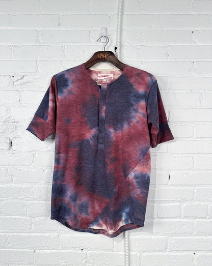 Made in Canada, Vintage Henley from 18 Waits — a Sustainable Men's clothing brand offering Vintage Inspired menswear and Rock and Roll Fashion. A refined Imogene and Willie alternative for those who value quality and character.