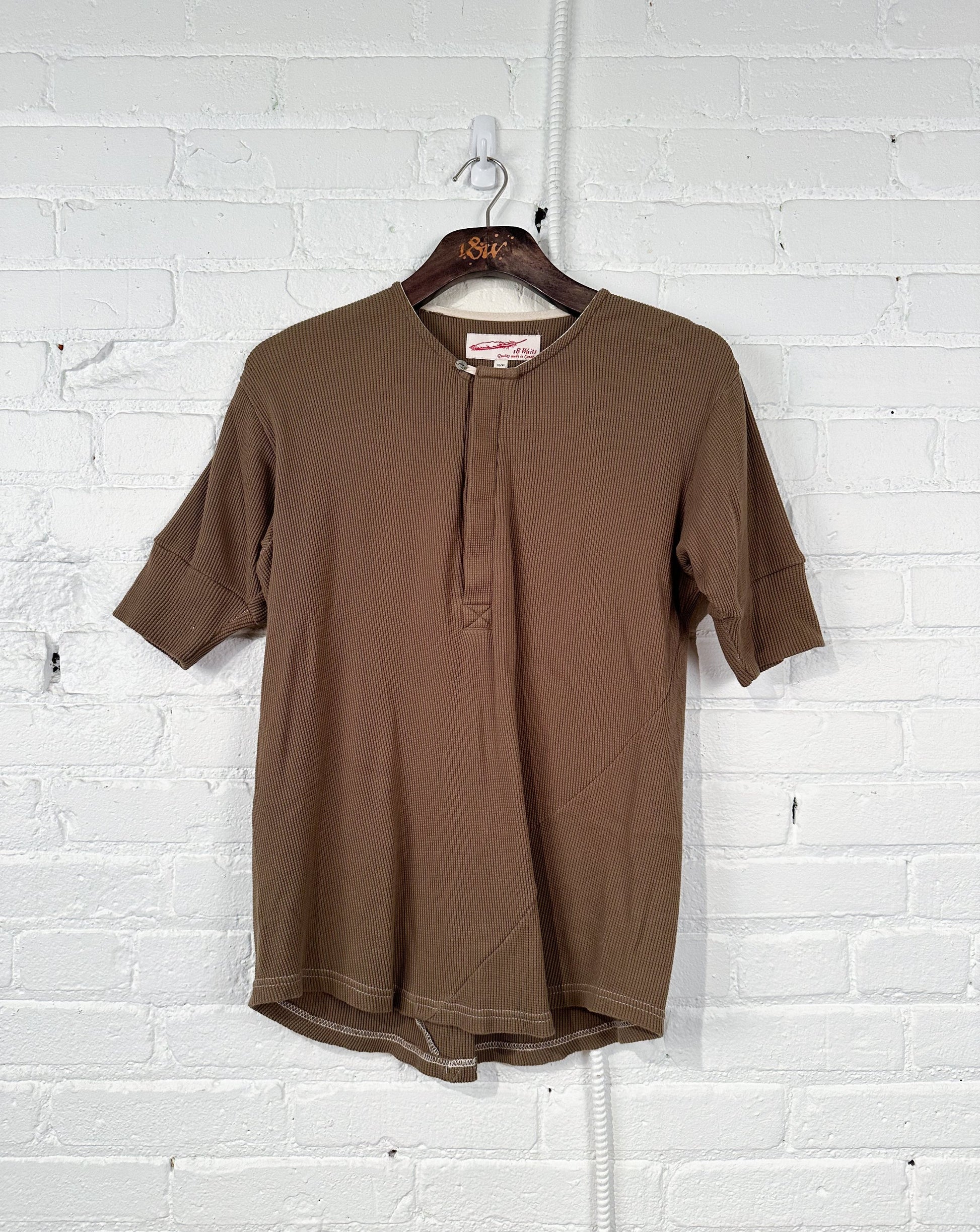 Made in Canada, Vintage Henley from 18 Waits — a Sustainable Men's clothing brand offering Vintage Inspired menswear and Rock and Roll Fashion. A refined Imogene and Willie alternative for those who value quality and character.