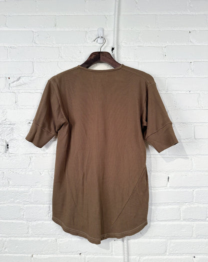 Made in Canada, Vintage Henley from 18 Waits — a Sustainable Men's clothing brand offering Vintage Inspired menswear and Rock and Roll Fashion. A refined Imogene and Willie alternative for those who value quality and character.