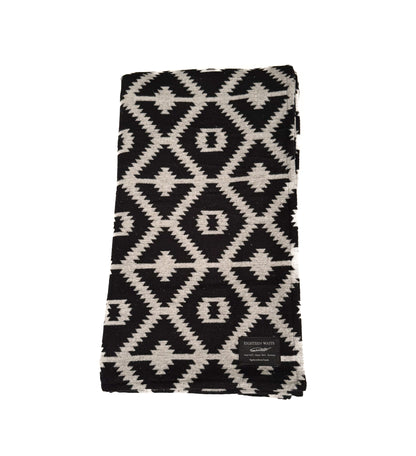 Made in Canada, the Canyon Nights Blanket from 18 Waits, a sustainable menswear brand known for vintage-inspired style and rock and roll fashion—an Imogene and Willie alternative focused on quality and character.