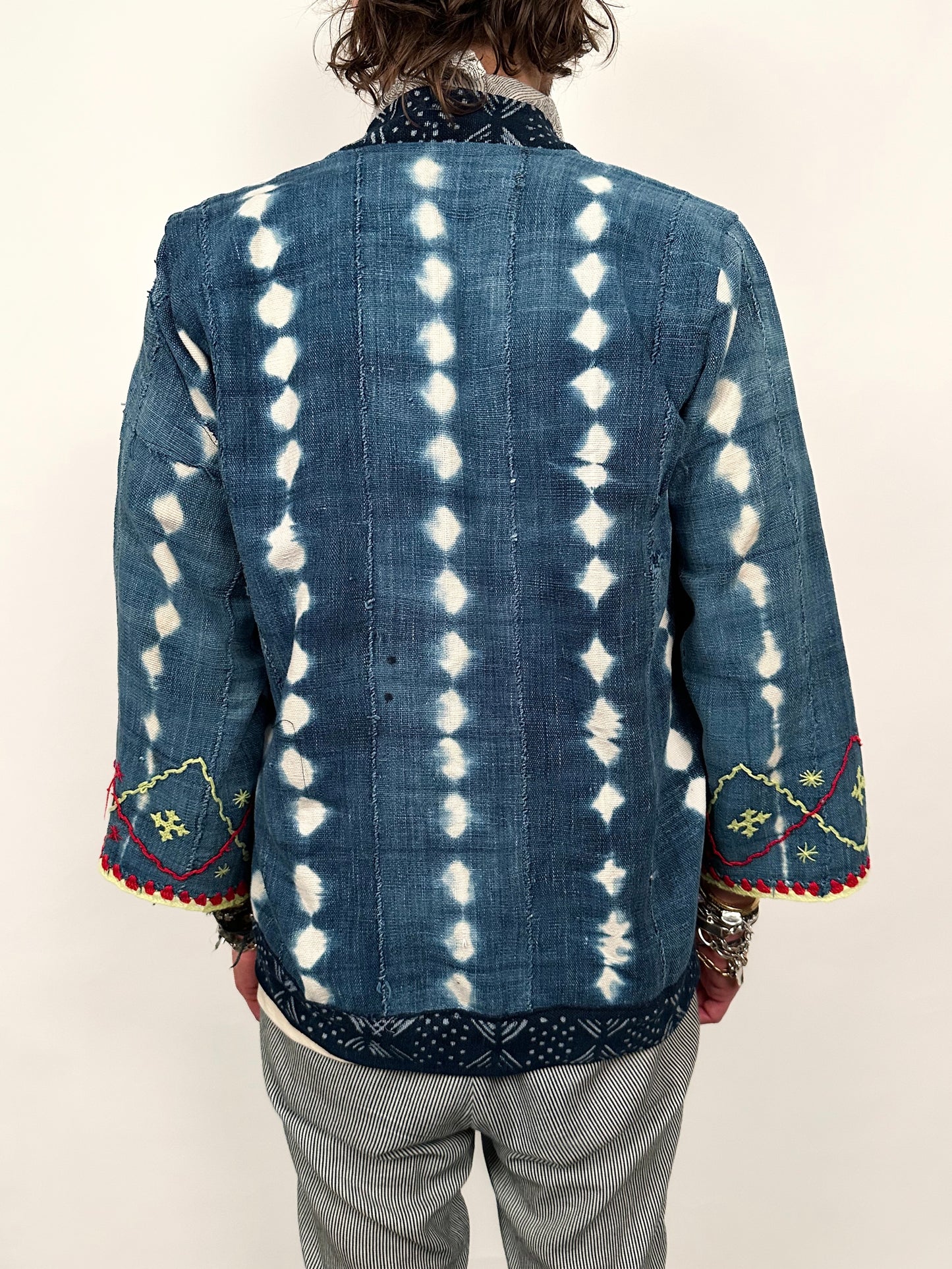 Made in Canada, the Wanderer Jacket from 18 Waits — a Sustainable Men's clothing brand offering Vintage Inspired menswear and Rock and Roll Fashion. A refined Imogene and Willie alternative for those who value quality and character.