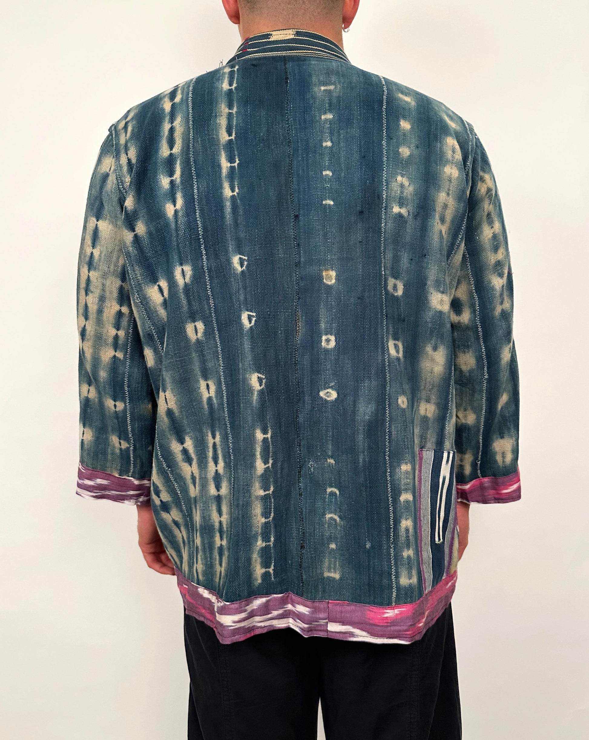 Made in Canada, the Weekender Jacket from 18 Waits — a Sustainable Men's clothing brand offering Vintage Inspired menswear and Rock and Roll Fashion. A refined Imogene and Willie alternative for those who value quality and character.
