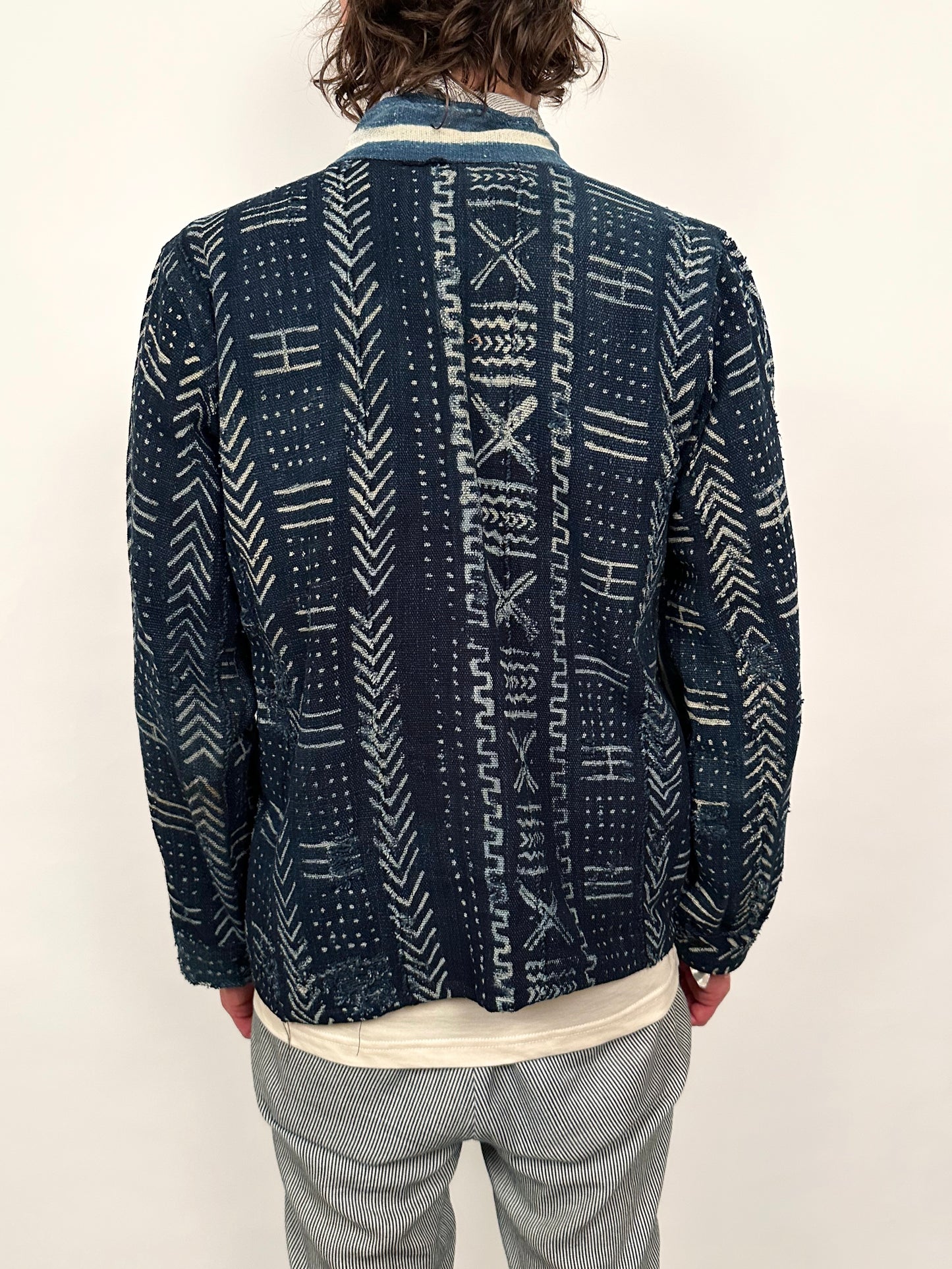 Made in Canada, the Wanderer Jacket from 18 Waits — a Sustainable Men's clothing brand offering Vintage Inspired menswear and Rock and Roll Fashion. A refined Imogene and Willie alternative for those who value quality and character.