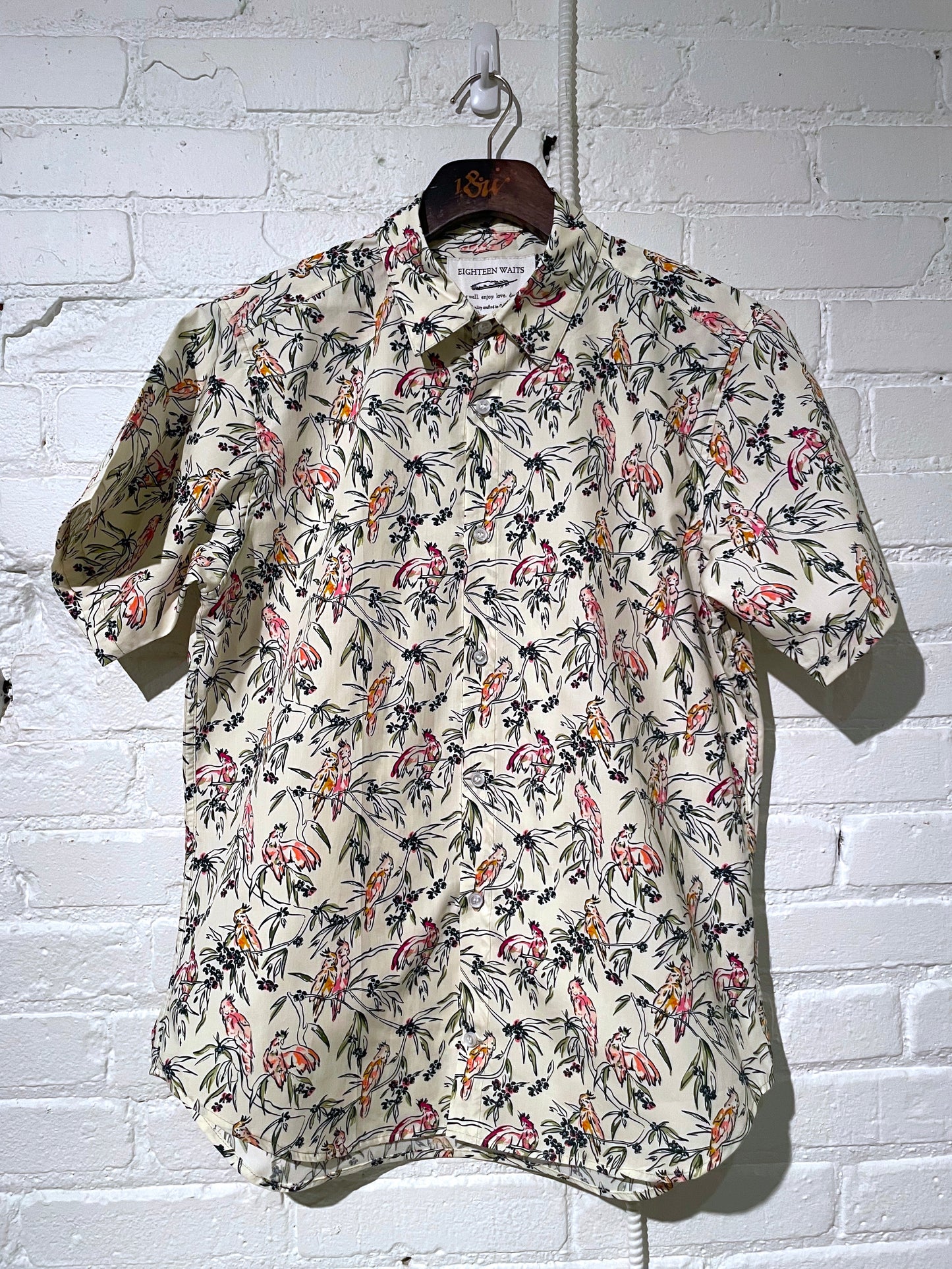 Vintage Short Sleeve Dylan | Parrotheads