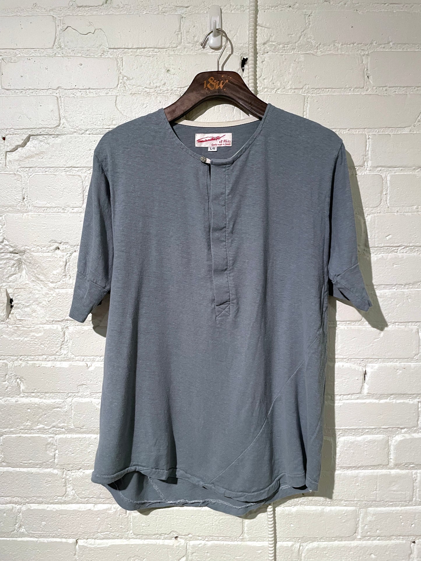 Vintage Hitchhiker Henley | Sky Hemp