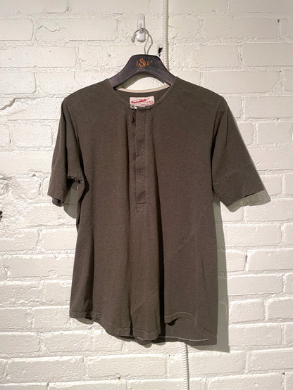 Vintage Hitchhiker Henley | Olive