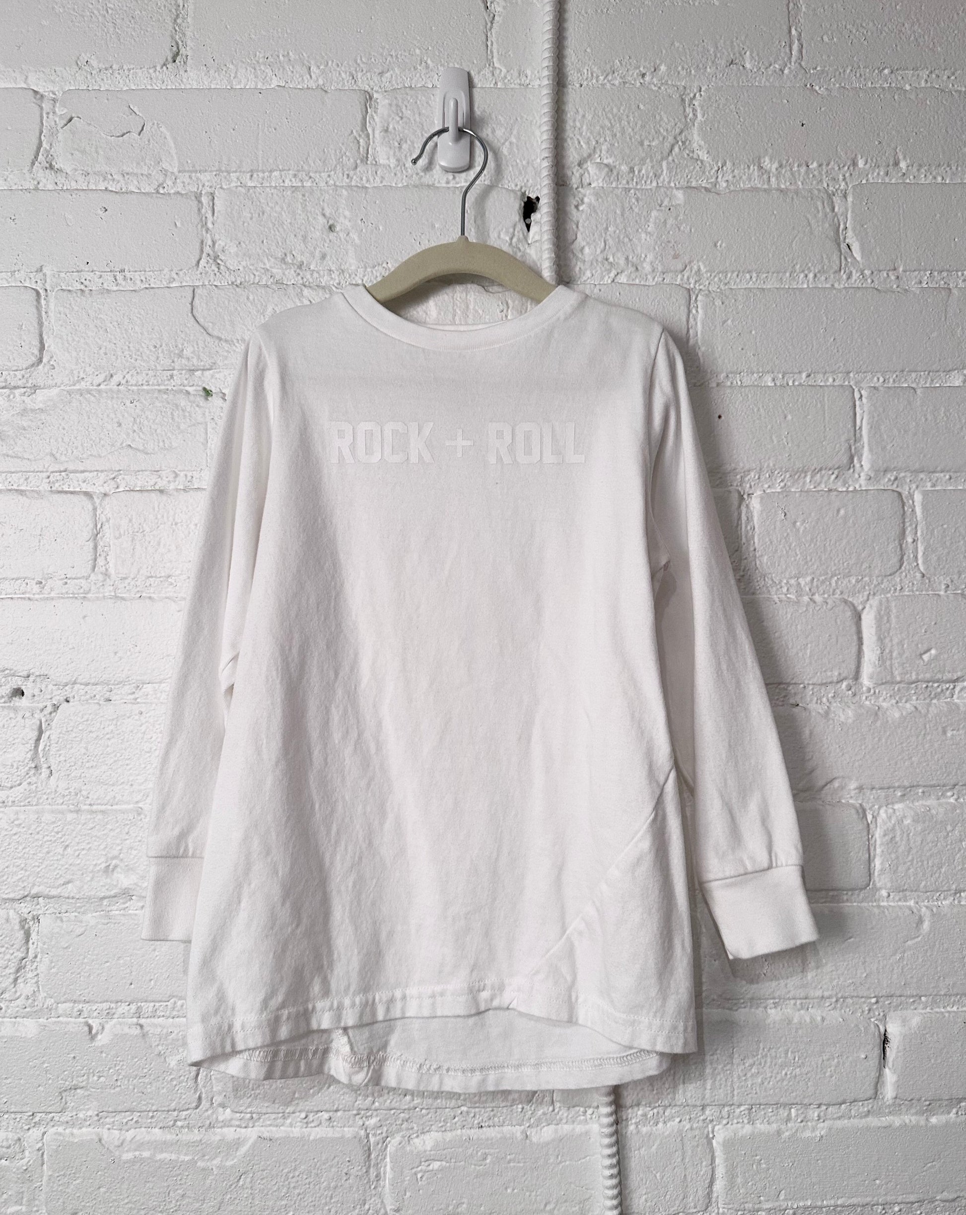 Made in Canada, Vintage Skip Tee from 18 Waits — a Sustainable Men's clothing brand offering Vintage Inspired menswear and Rock and Roll Fashion. A refined Imogene and Willie alternative for those who value quality and character.