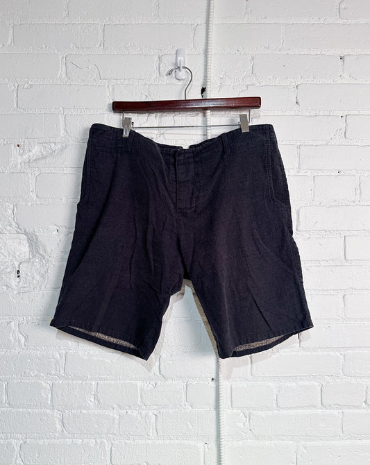 Made in Canada, Vintage Shorts from 18 Waits — a Sustainable Men's clothing brand offering Vintage Inspired menswear and Rock and Roll Fashion. A refined Imogene and Willie alternative for those who value quality and character.