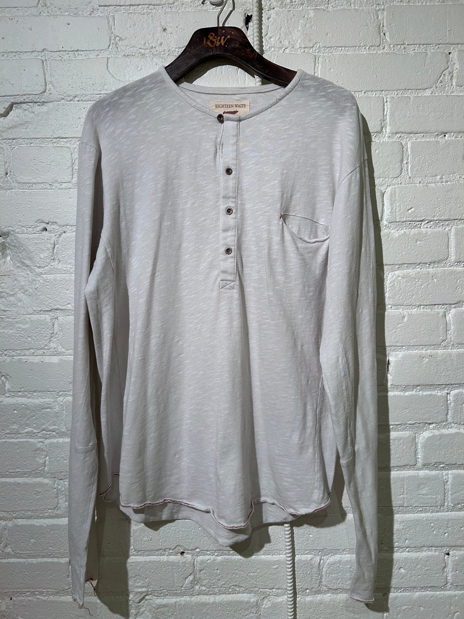 Made in Canada, Vintage Long Sleeve Shirt from 18 Waits — a Sustainable Men's clothing brand offering Vintage Inspired menswear and Rock and Roll Fashion. A refined Imogene and Willie alternative for those who value quality and character.