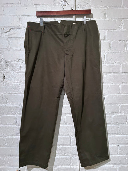 Made in Canada, Vintage Signature Trouser from 18 Waits — a Sustainable Men's clothing brand offering Vintage Inspired menswear and Rock and Roll Fashion. A refined Imogene and Willie alternative for those who value quality and character.
