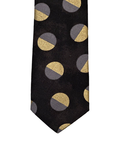 Made in Canada, Tie by 18 Waits— a Sustainable Men's clothing brand offering Vintage Inspired menswear and Rock and Roll Fashion. A refined Imogene and Willie alternative for those who value quality and character.