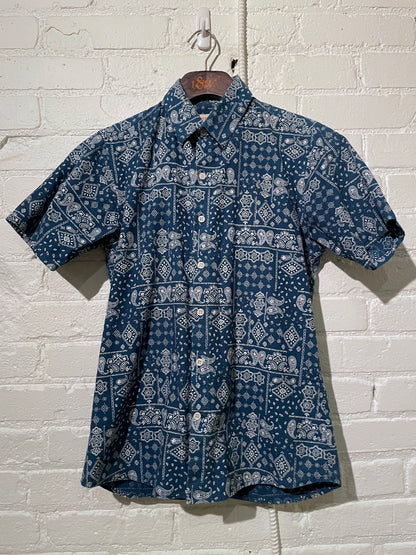 Made in Canada, The Indigo Paisley Vintage Short Sleeve Dylan from 18 Waits, a sustainable menswear brand known for vintage-inspired style and rock and roll fashion—an Imogene and Willie alternative focused on quality and character.