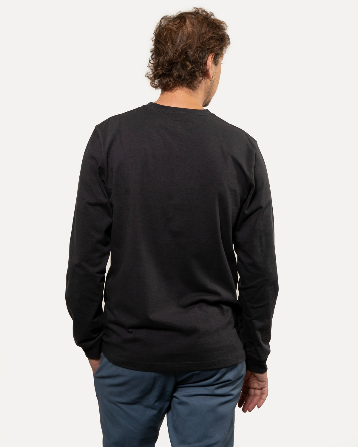 Classic Long Sleeve Graphic T-Shirt | White Heart on Black
