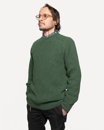 Made in Canada The Highland Raglan Crew Sweater from 18 Waits — a Sustainable Men's clothing brand offering Vintage Inspired menswear and Rock and Roll Fashion.