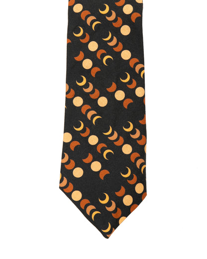 The Tie | Lunar Change