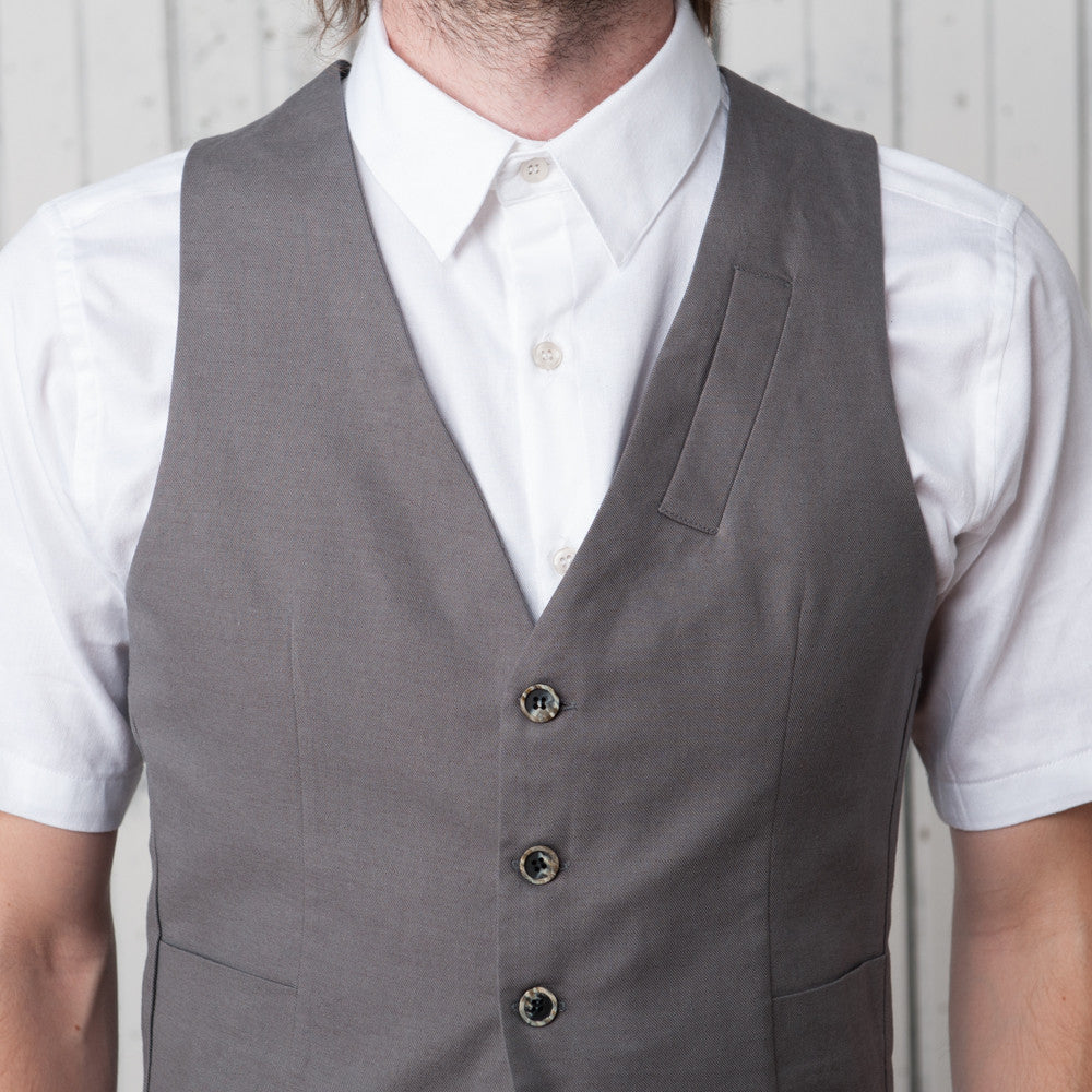 The Hunter Vest | Smooth Grey Twill