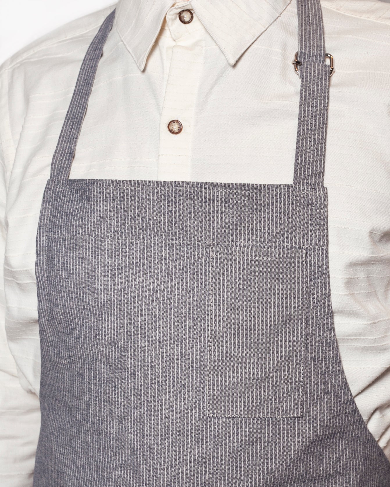 Made in Canada, Apron from 18 Waits — a Sustainable Men's clothing brand offering Vintage Inspired menswear and Rock and Roll Fashion. A refined Imogene and Willie alternative for those who value quality and character.