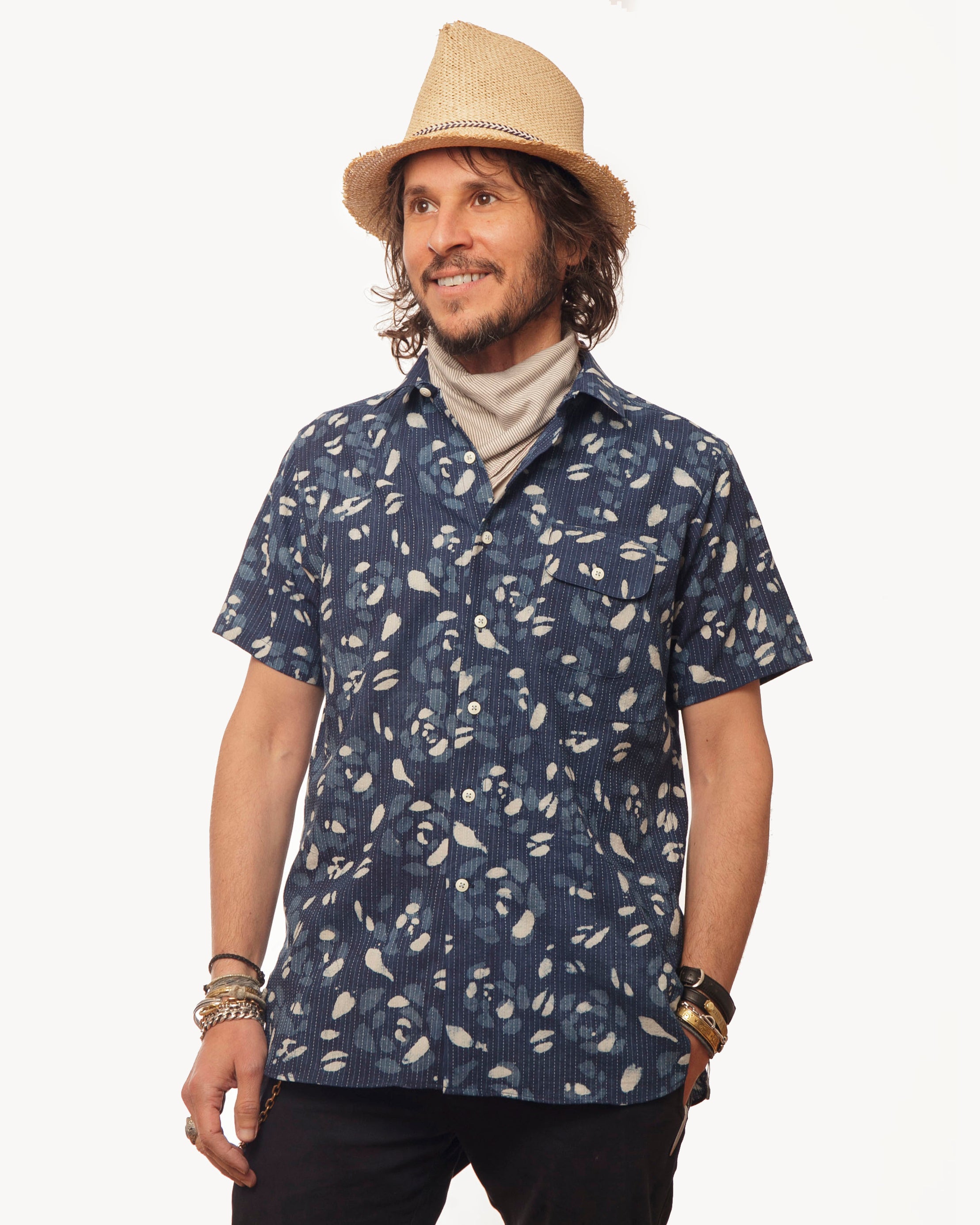 Short Sleeve Neuwirth Shirt | Indigo Blossom Stitch
