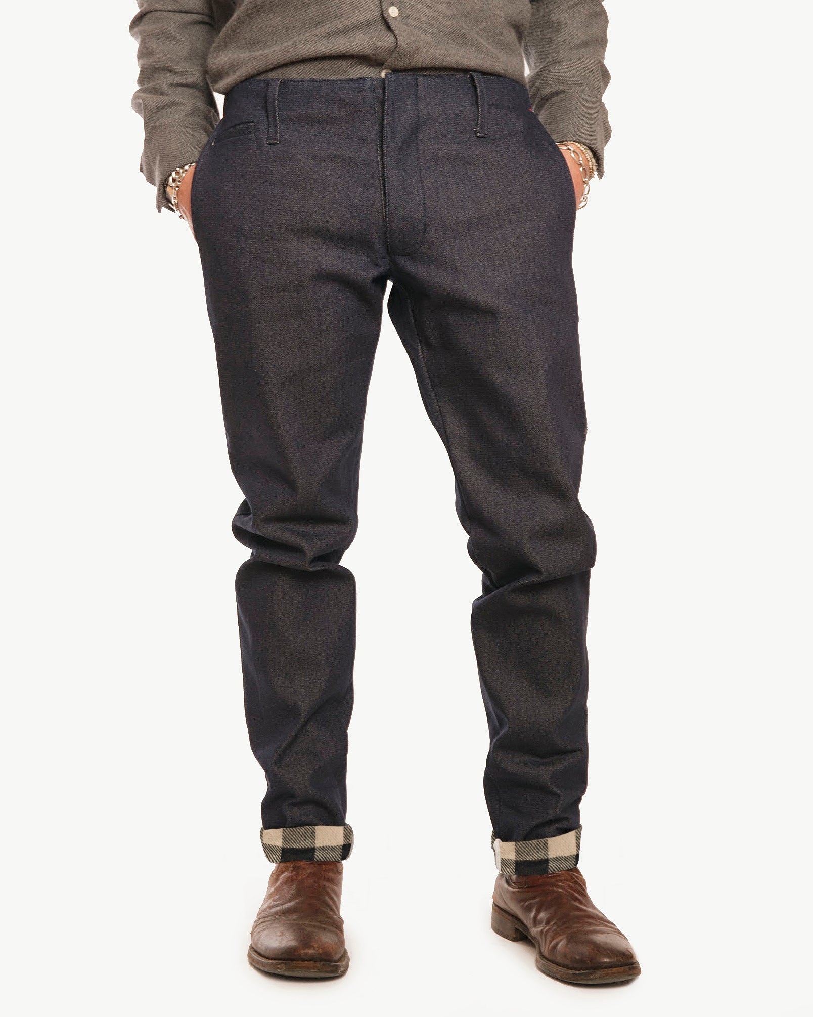 Made in Canada, Lined Field Pants by 18 Waits— a Sustainable Men's clothing brand offering Vintage Inspired menswear and Rock and Roll Fashion. A refined Imogene and Willie alternative for those who value quality and character.