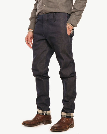 Made in Canada, Lined Field Pants by 18 Waits— a Sustainable Men's clothing brand offering Vintage Inspired menswear and Rock and Roll Fashion. A refined Imogene and Willie alternative for those who value quality and character.