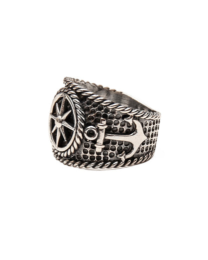 Made in Canada, Ring by 18 Waits— a Sustainable Men's clothing brand offering Vintage Inspired menswear and Rock and Roll Fashion. A refined Imogene and Willie alternative for those who value quality and character.