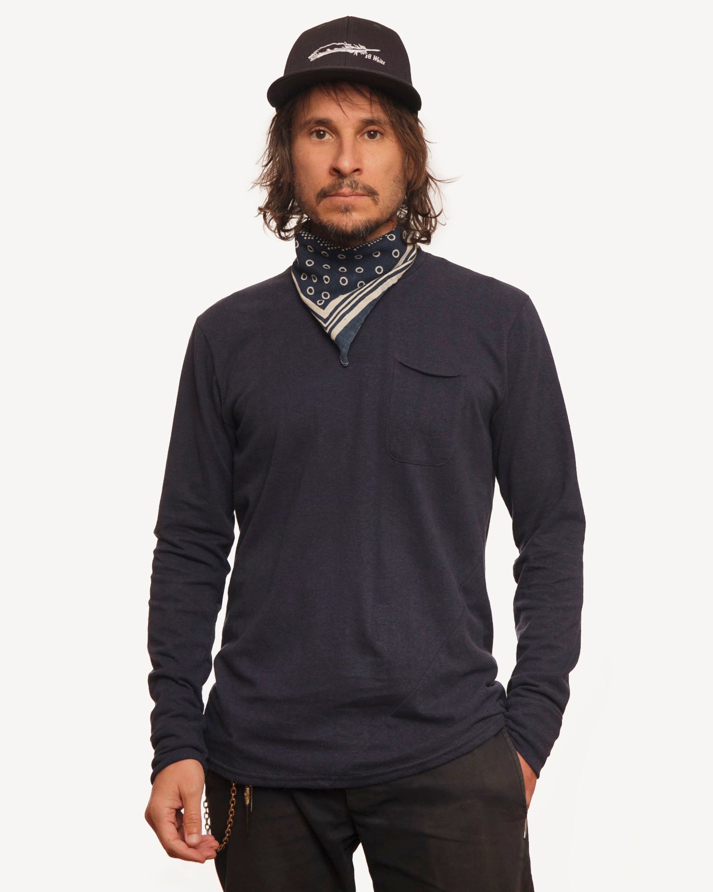 Made in Canada, Long Sleeve Pocket Tee from 18 Waits — a Sustainable Men's clothing brand offering Vintage Inspired menswear and Rock and Roll Fashion. A refined Imogene and Willie alternative for those who value quality and character.