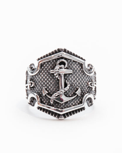 Made in Canada, Ring by 18 Waits— a Sustainable Men's clothing brand offering Vintage Inspired menswear and Rock and Roll Fashion. A refined Imogene and Willie alternative for those who value quality and character.