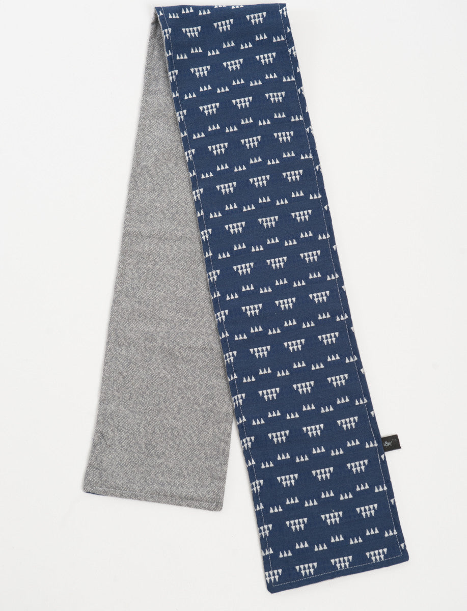 Made in Canada, Kids Woven Scarf from 18 Waits — a Sustainable Men's clothing brand offering Vintage Inspired menswear and Rock and Roll Fashion. A refined Imogene and Willie alternative for those who value quality and character.